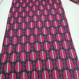 Ralph Lauren Chaps 100% silk Pink and blue pattern Tie 4 in wide 60 long
